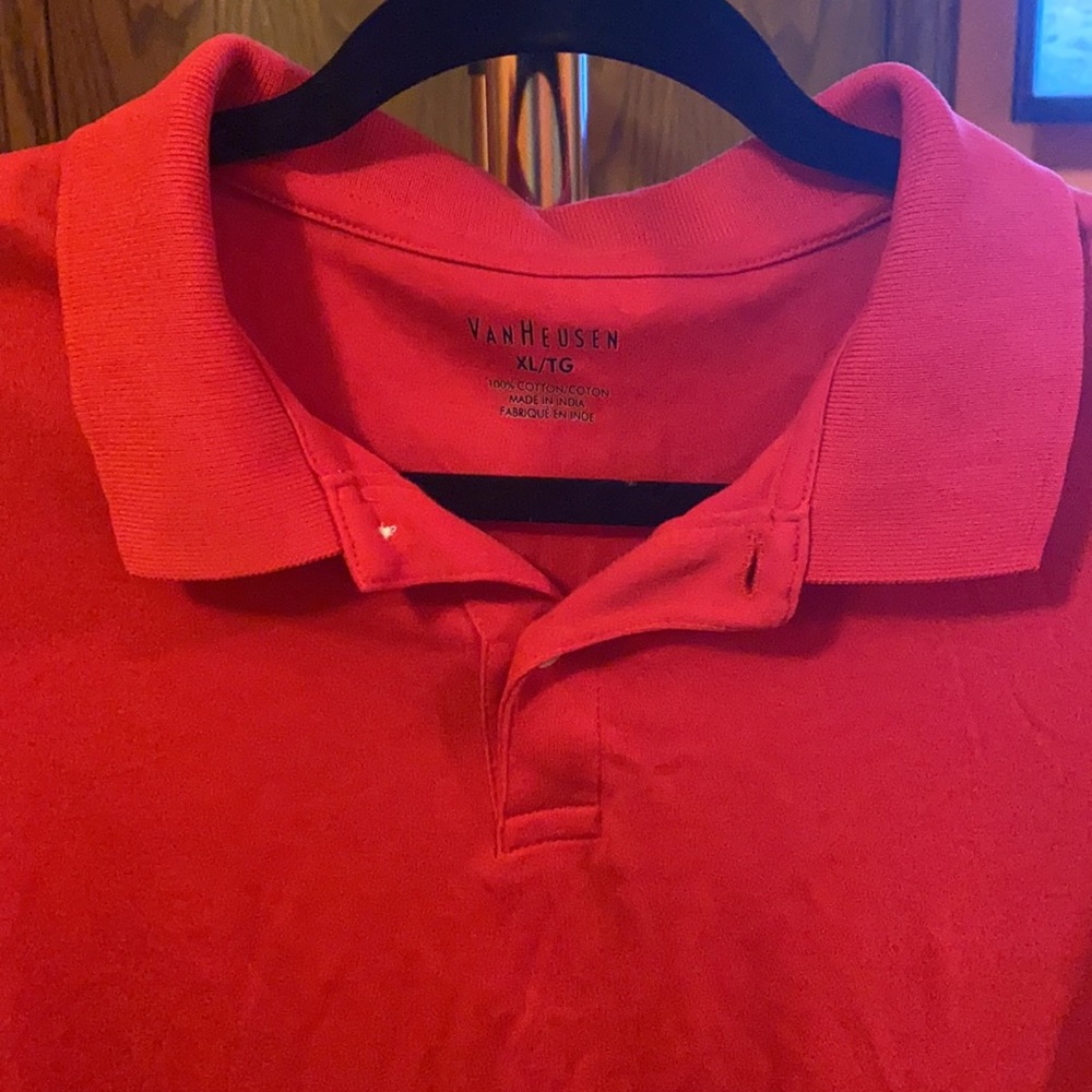 Polo - Picture 2 of 2